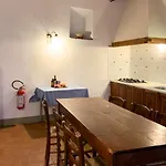 Borgo Bottaia מלון דירות