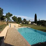 מלון דירות Borgo Bottaia 4*