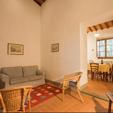 Borgo Bottaia 2*