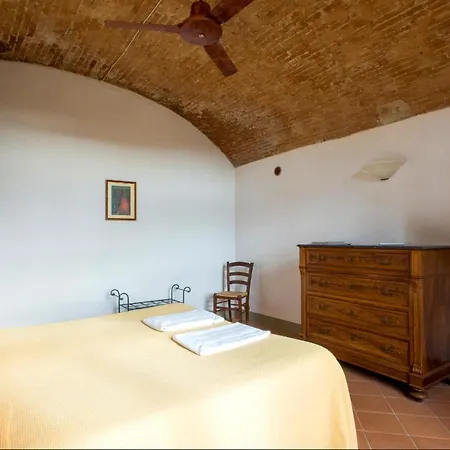 Aparthotel Borgo Bottaia