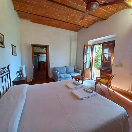 Aparthotel Borgo Bottaia 2*