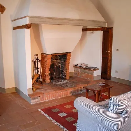 Borgo Bottaia Aparthotel 2*