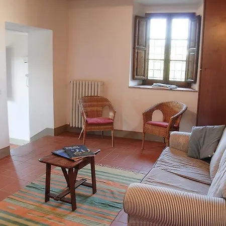 Borgo Bottaia Aparthotel 2*
