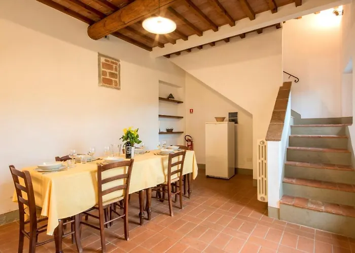 Borgo Bottaia 아파트호텔 4*